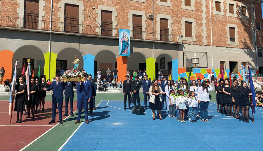 MARÍA AUXILIADORA EN VILLAAMIL