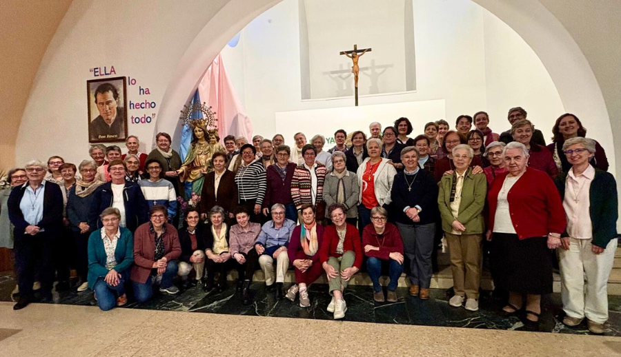 REUNION DE DIRECTORAS EN EL PLANTÍO