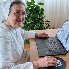 WEB DE SOR MARÍA TRONCATTI