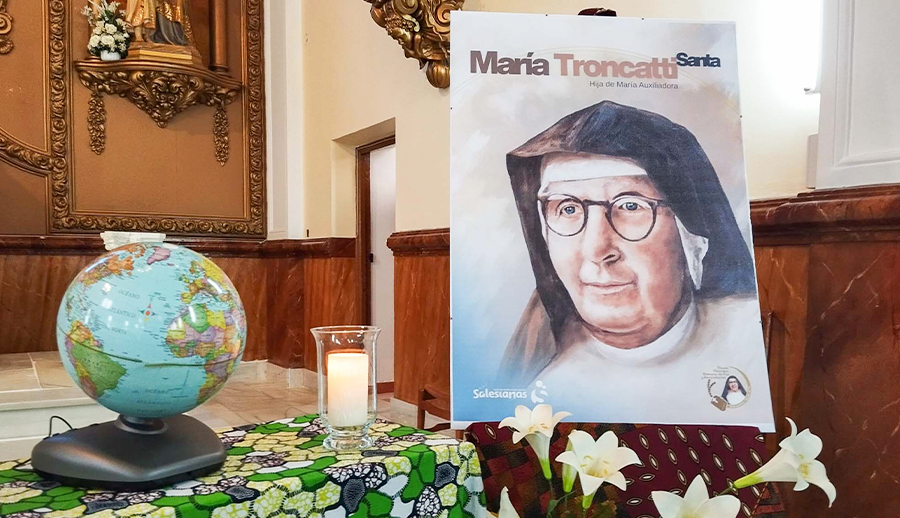 VALDEPEÑAS CELEBRA A S. MARÍA TRONCATTI