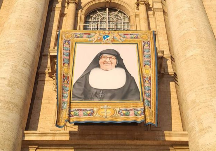 SANTA MARÍA TRONCATTI