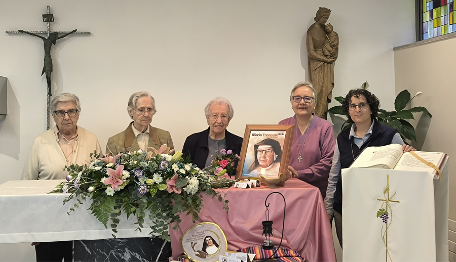 HOMENAJE A S. MARÍA TRONCATTI EN VIGO
