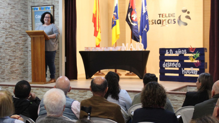 AJ MAJO: 40 AÑOS DEJANDO HUELLAS