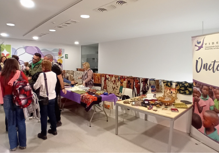 LLEGA UNA EXPOSICIÓN DE VIDES A TORRENT