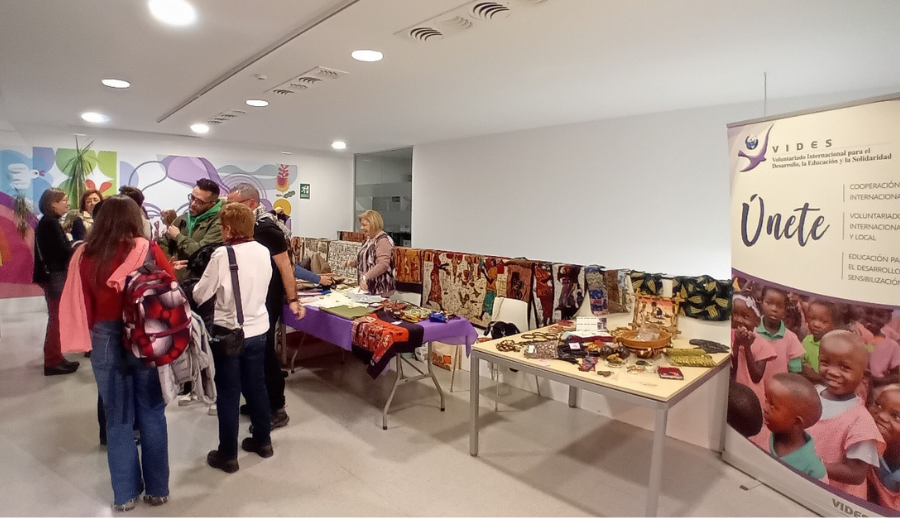 LLEGA UNA EXPOSICIÓN DE VIDES A TORRENT