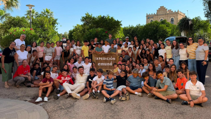 UN CAMPAMENTO EN BUSCA DE LO ESENCIAL