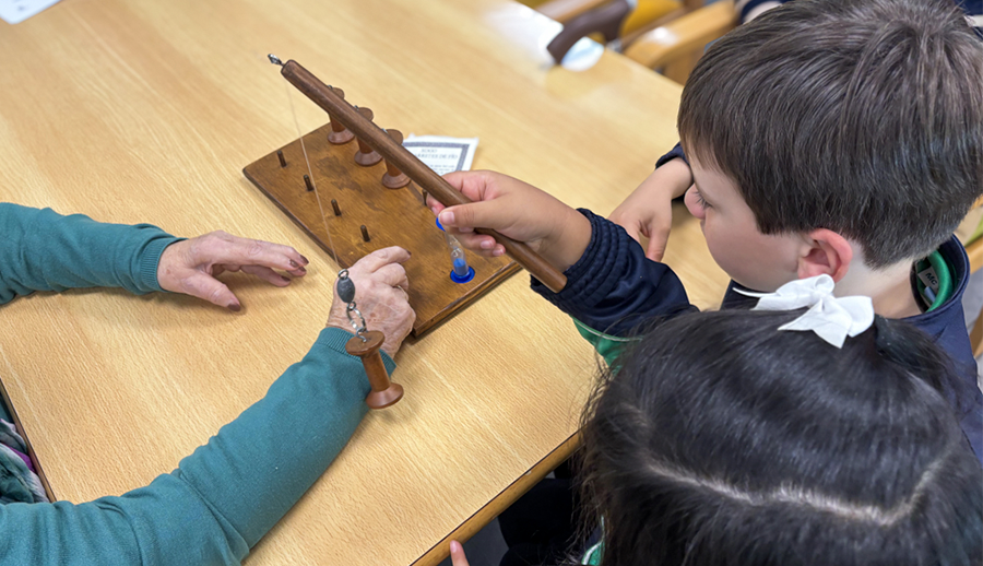 UN PUENTE ENTRE GENERACIONES