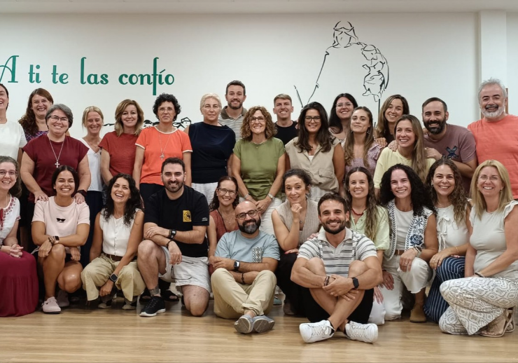CONTINÚA LA FORMACIÓN CARISMÁTICA