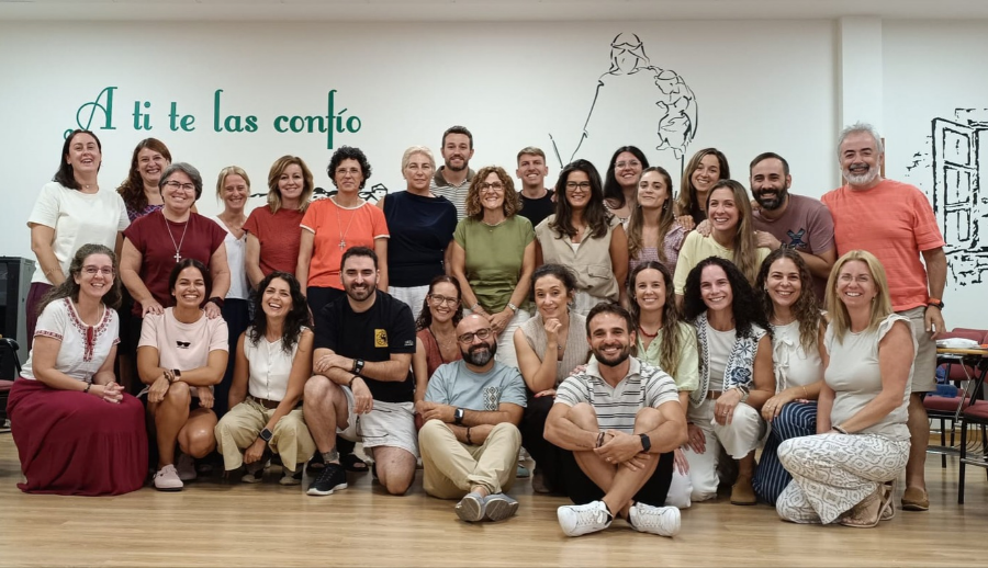 CONTINÚA LA FORMACIÓN CARISMÁTICA