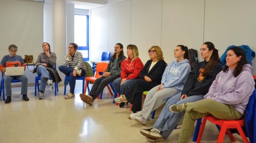 8 (1) (1) (1) (1) (1)