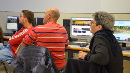 9 (1) (1) (1) (1) (1)