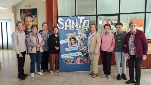 Comunidad-con-el-adorno-de-porteria-3