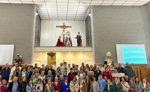 participantes-en-la-Eucaristia-de-Accion-de-gracias-en-la-Parroquia-3